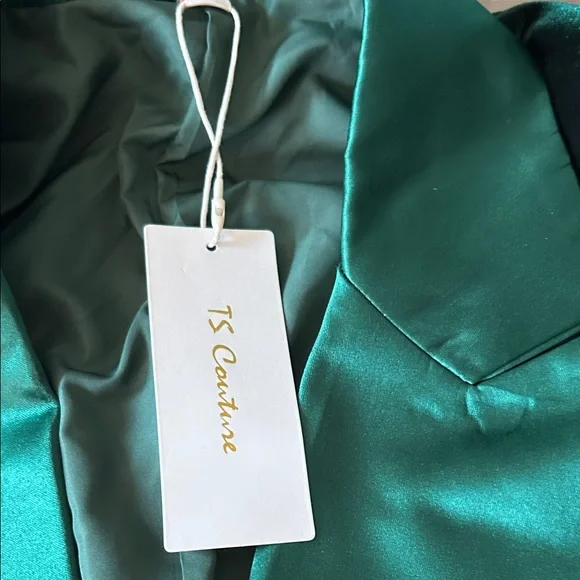 Women’s 2 Piece Suit Velvet - Picture 4 of 11